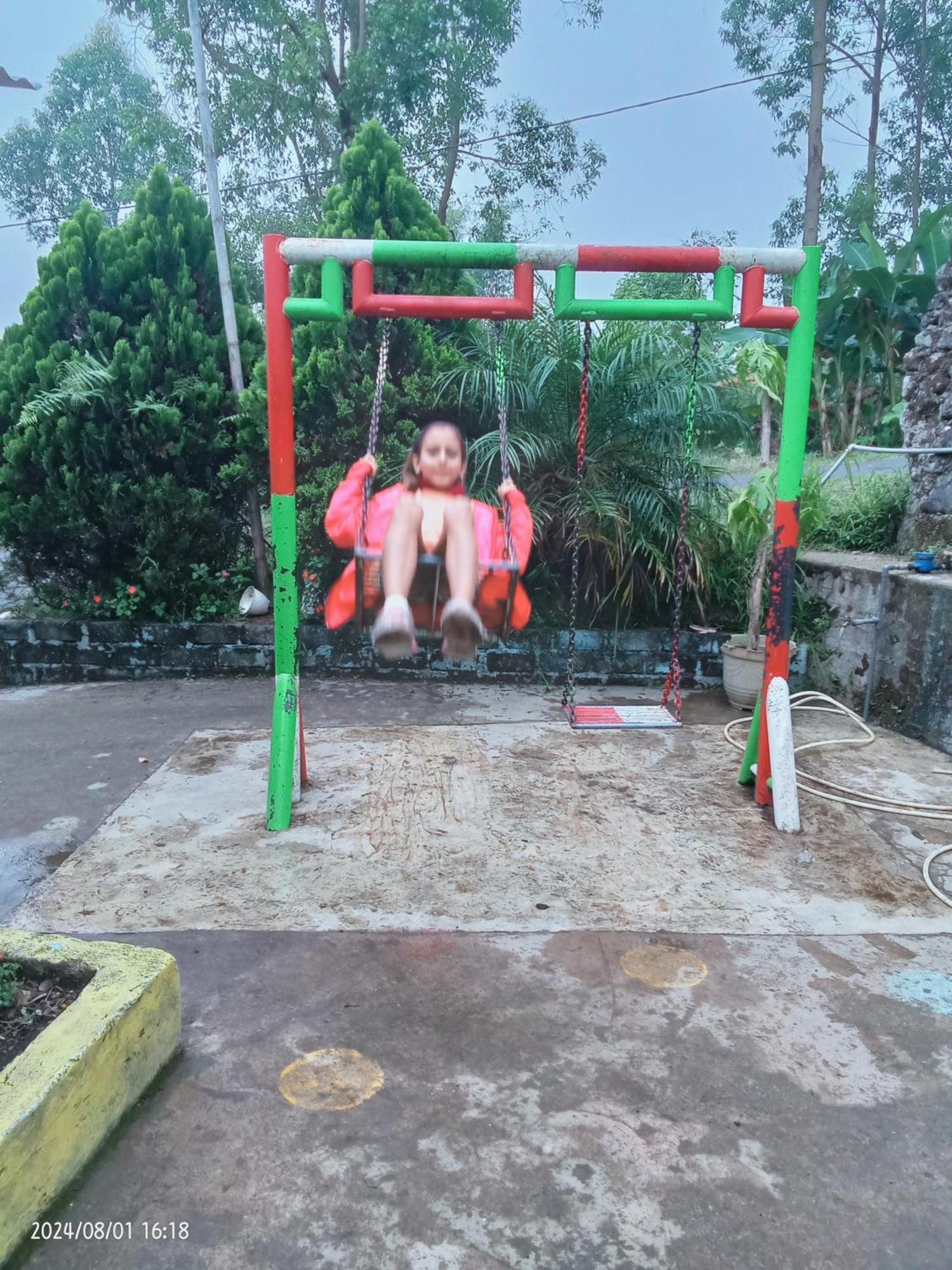 Petra Homestay Bangka Leda 루텡 외부 사진